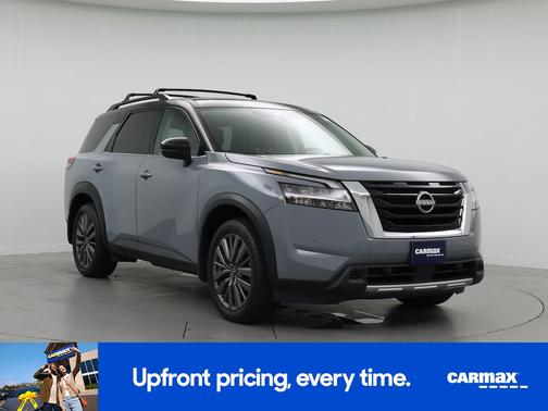 Gray 2023 Nissan Pathfinder SL
