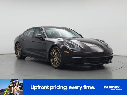 2018 Porsche Panamera 