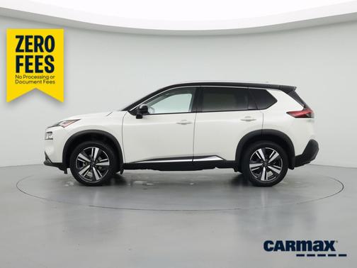 White 2023 Nissan Rogue SL