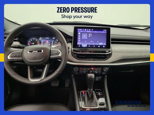 White 2023 Jeep Compass Latitude