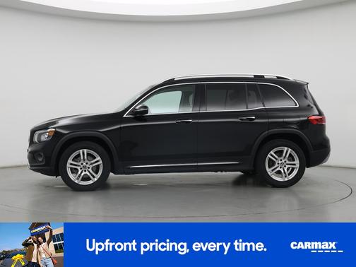Black 2022 Mercedes-Benz GLB 250