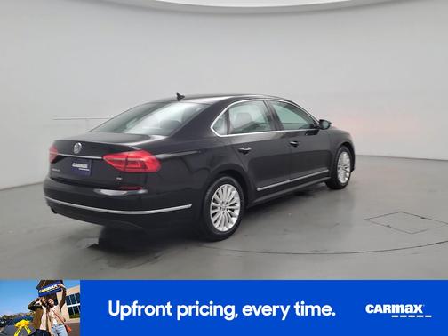 2016 Volkswagen Passat SE