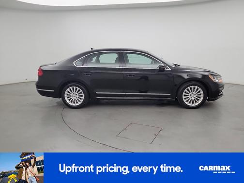 2016 Volkswagen Passat SE
