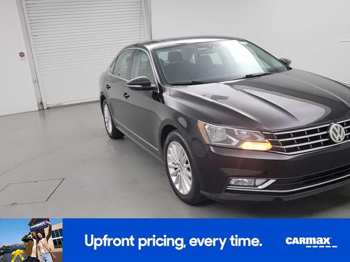 2016 Volkswagen Passat SE