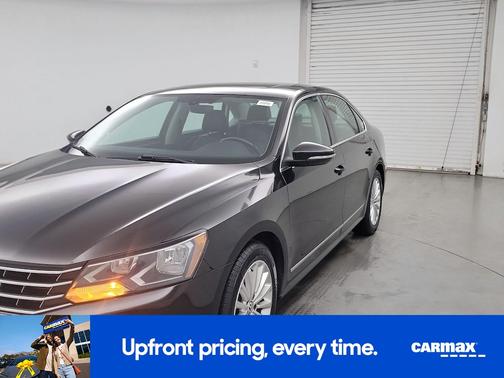 2016 Volkswagen Passat SE