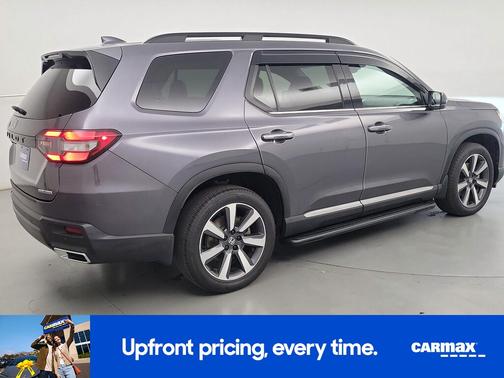 Gray 2023 Honda Pilot Touring