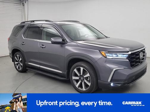Gray 2023 Honda Pilot Touring