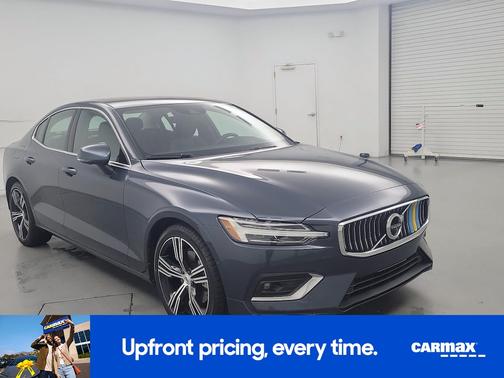 Blue 2022 Volvo S60 B5 Inscription