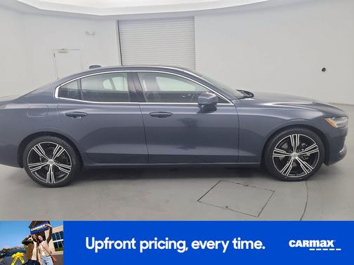 Blue 2022 Volvo S60 B5 Inscription