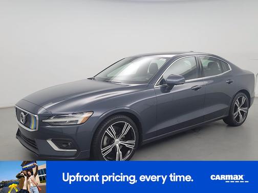 Blue 2022 Volvo S60 B5 Inscription