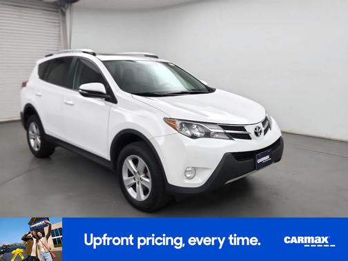 White 2014 Toyota RAV4 XLE