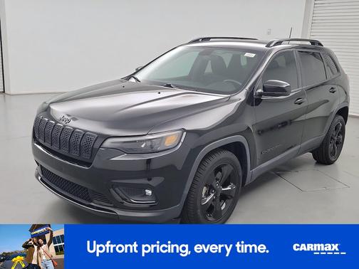 Black 2019 Jeep Cherokee Altitude