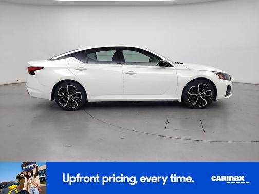 2023 Nissan Altima SR