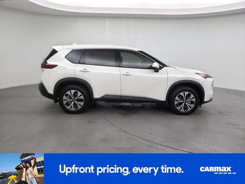 White 2021 Nissan Rogue SV