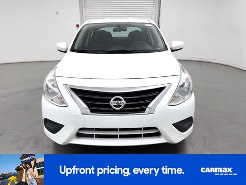 2019 Nissan Versa SV