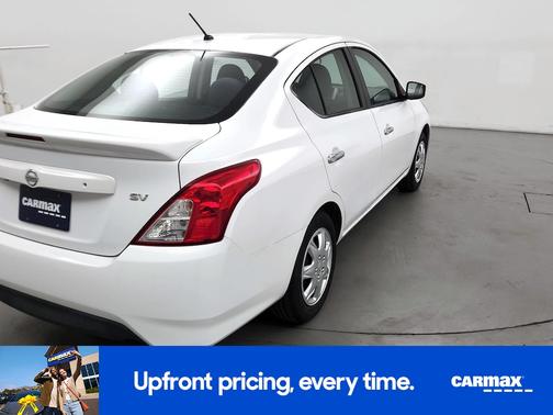 2019 Nissan Versa SV