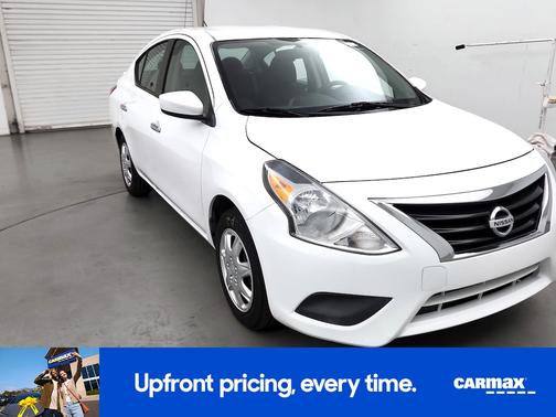 2019 Nissan Versa SV