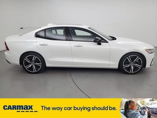 2019 Volvo S60 T6 R-Design