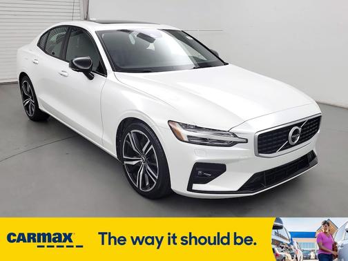 2019 Volvo S60 T6 R-Design