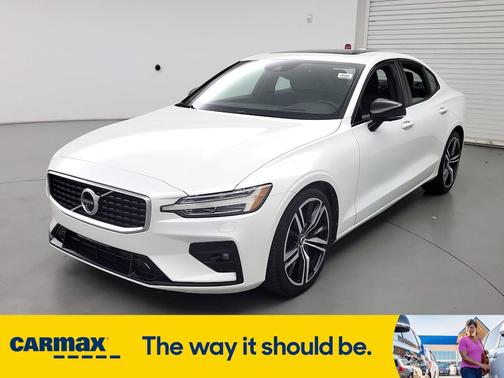 2019 Volvo S60 T6 R-Design