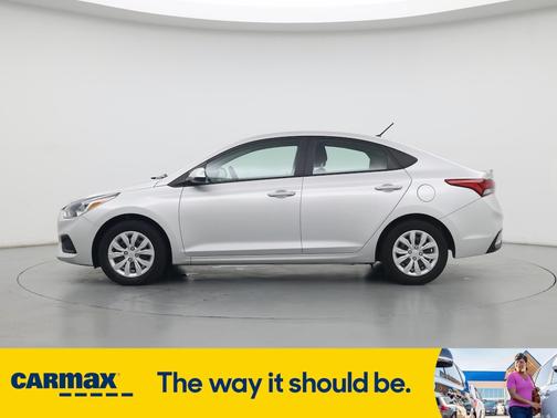 2022 Hyundai Accent SE