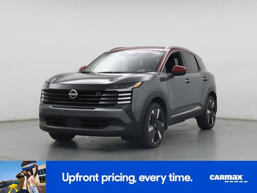 Gray 2025 Nissan Kicks SR