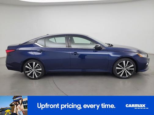 2022 Nissan Altima SR