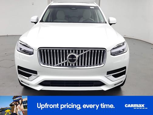 2023 Volvo XC90 B5 Plus