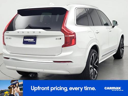 2023 Volvo XC90 B5 Plus