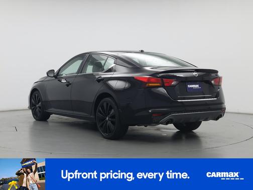 2022 Nissan Altima SR