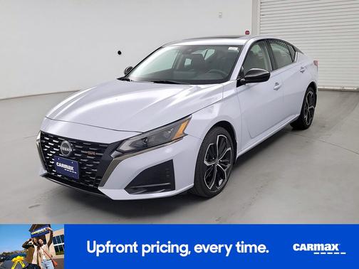 2023 Nissan Altima SR