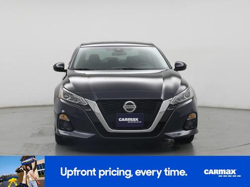 Black 2022 Nissan Altima SL