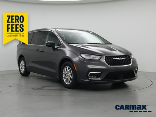 Gray 2023 Chrysler Pacifica Touring L