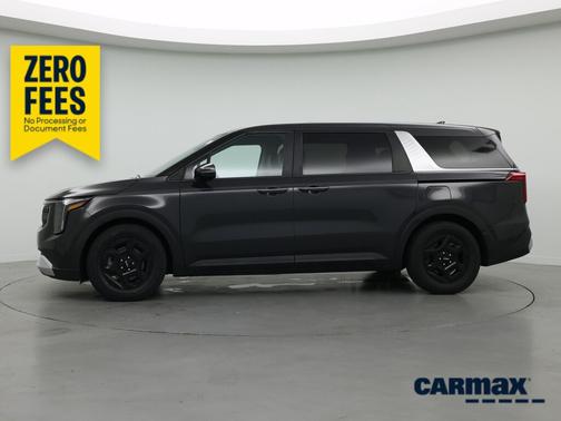 Black 2025 Kia Carnival LXS