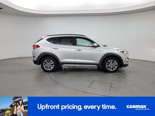 2017 Hyundai TUCSON SE Plus