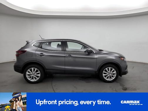 2022 Nissan Rogue Sport S