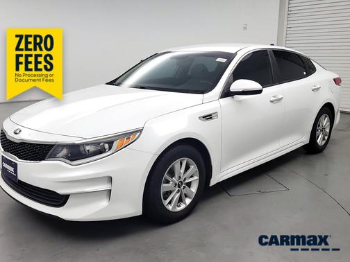 White 2018 Kia Optima LX