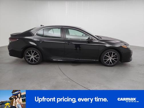 Black 2021 Toyota Camry SE
