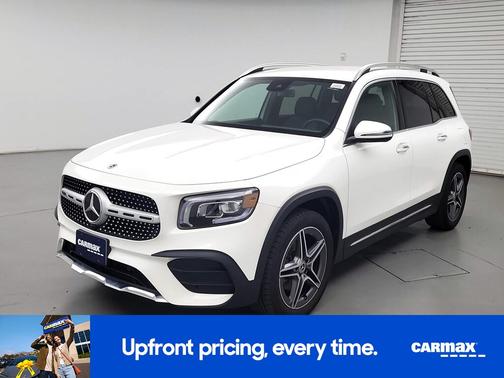 White 2022 Mercedes-Benz GLB 250