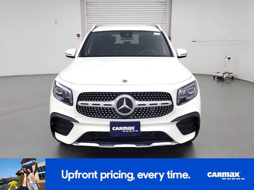 White 2022 Mercedes-Benz GLB 250