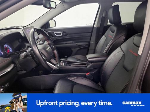 Gray 2022 Jeep Compass Trailhawk