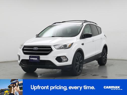 White 2018 Ford Escape SE