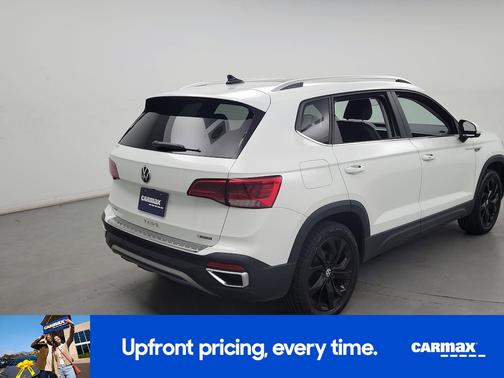 White 2023 Volkswagen Taos SE