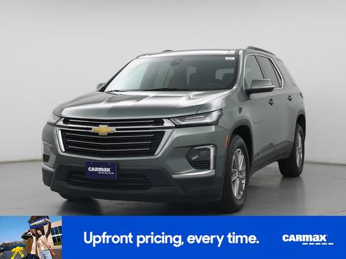 Green 2023 Chevrolet Traverse LT Leather