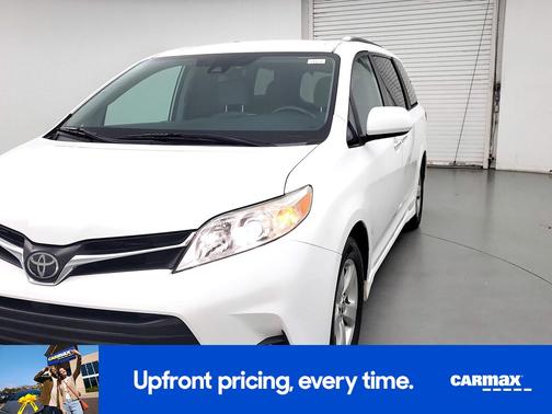 2020 Toyota Sienna LE