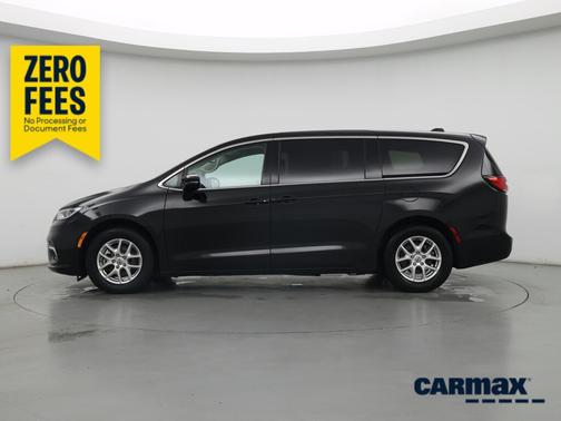 Black 2023 Chrysler Pacifica Touring L