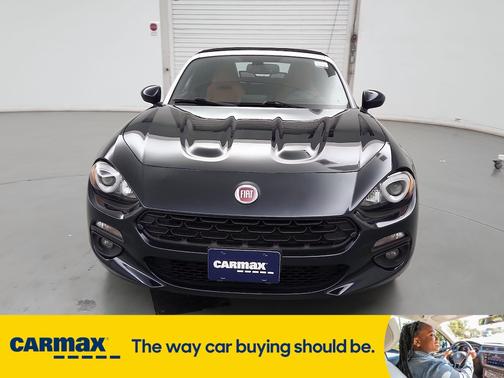 2019 FIAT 124 Spider Lusso