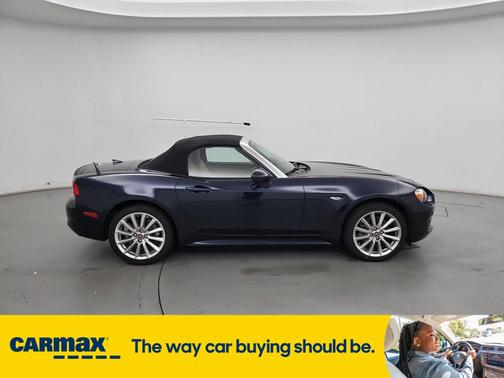 2019 FIAT 124 Spider Lusso