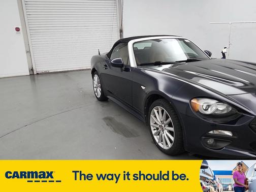 2019 FIAT 124 Spider Lusso