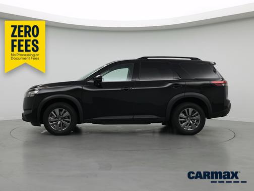 Black 2025 Nissan Pathfinder SV